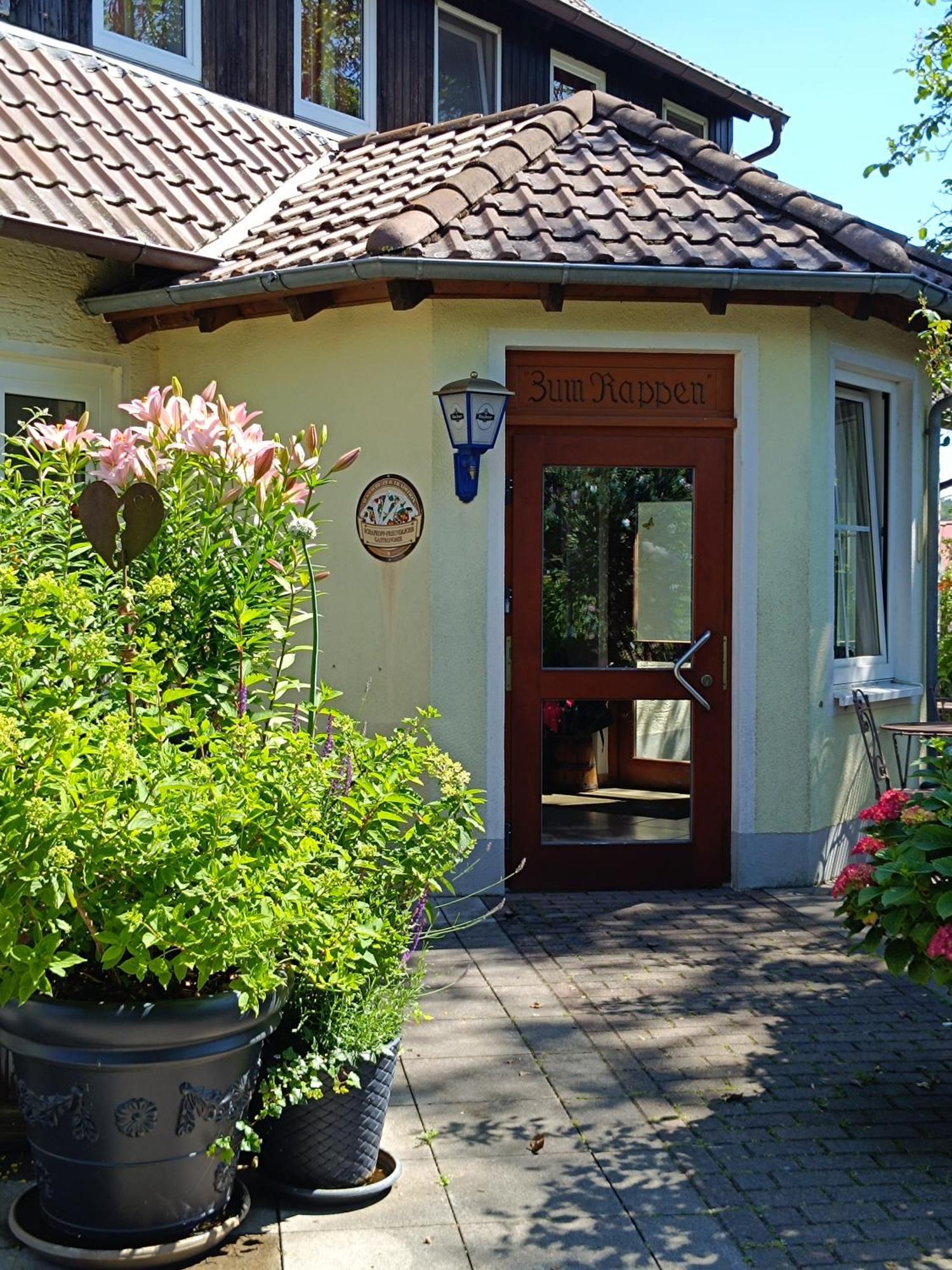 Landgasthof Zum Rappen Creglingen Bagian luar foto